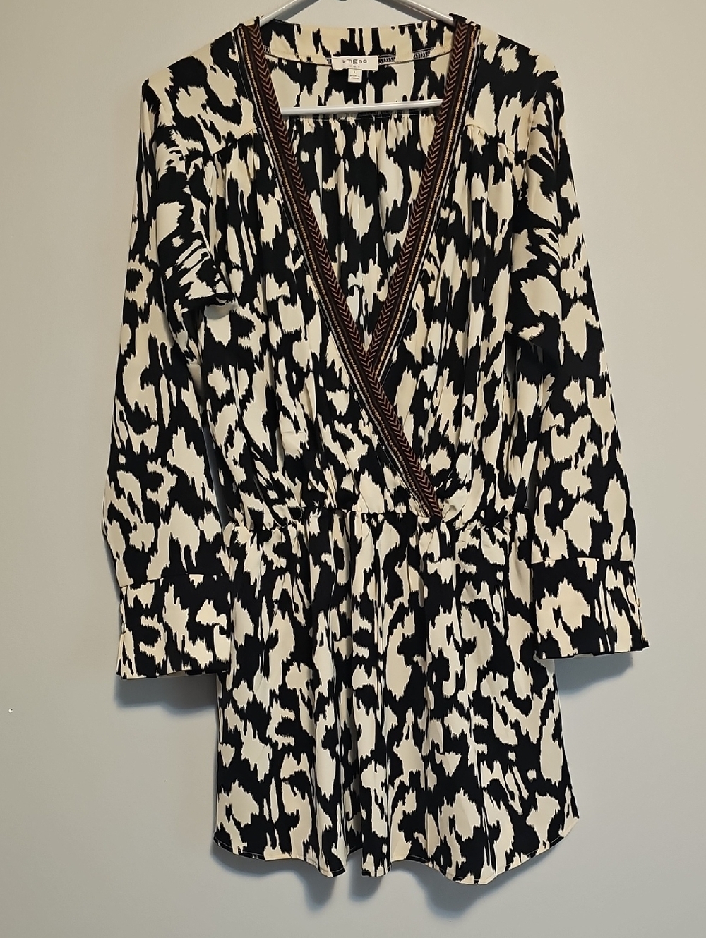 Umgee Black & White Printed Wrap Dress with V-Neck Trim